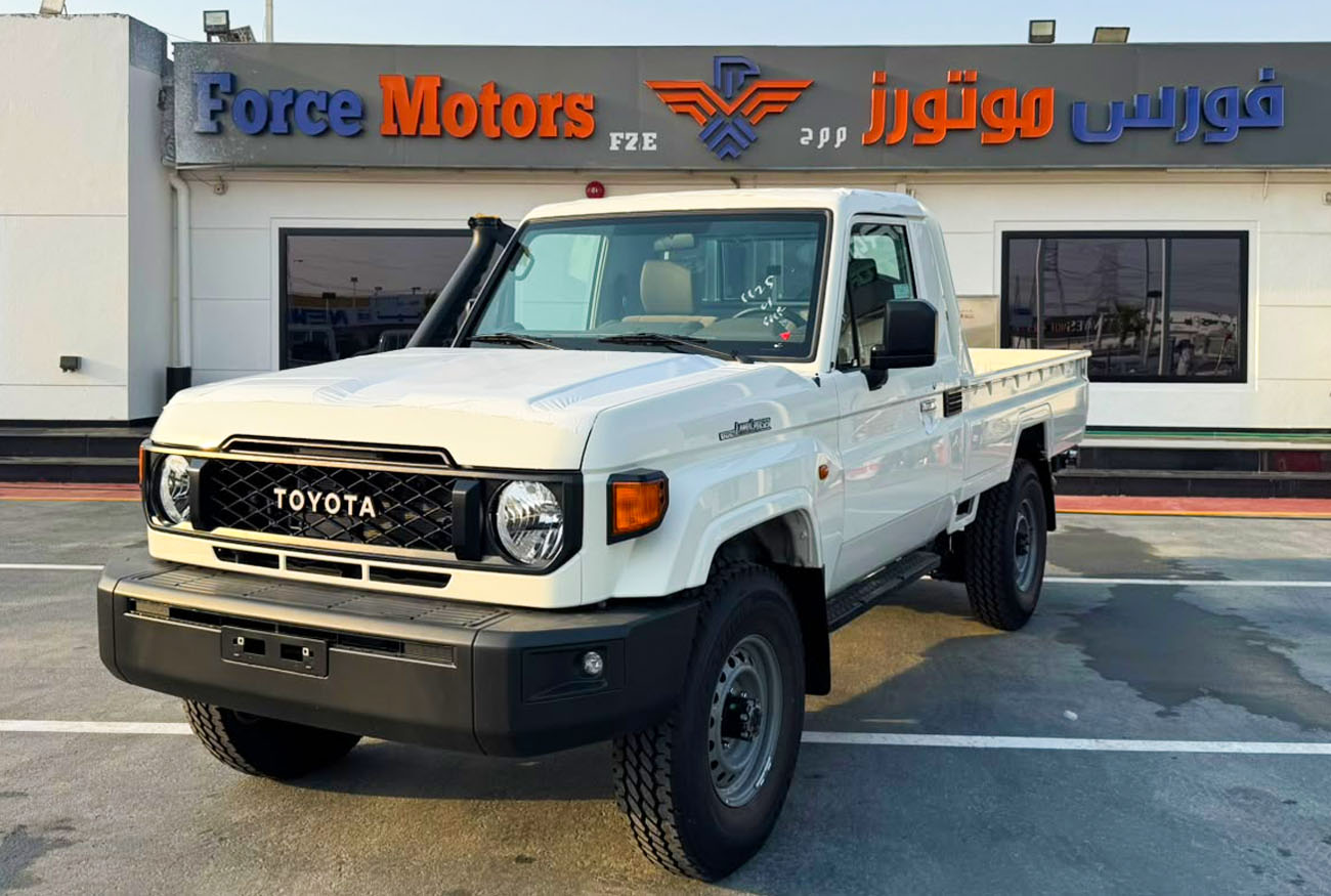 LC 79 . SC . 2.8L . Inline-4 . Automatic . Diesel thumbnail 3